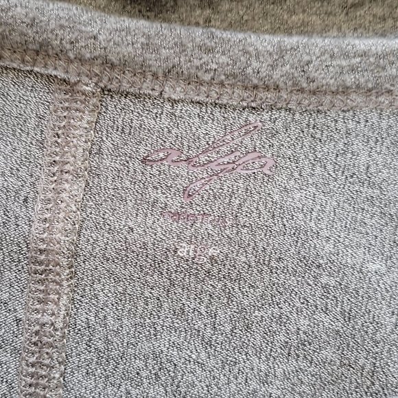 Large ALYA Gray Dolman Sleeve Super Soft Top 970 - Picture 5 of 7